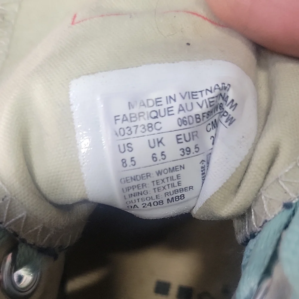 Womens 8.5 Converse Wmns Chuck 70 High 'Mystic Symbols'.  Excellent Condition. - Picture 7 of 10